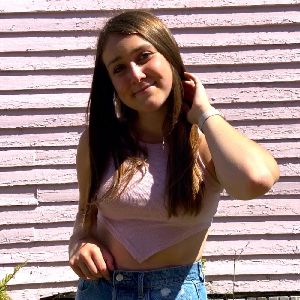 Meet your Posher, Abbi